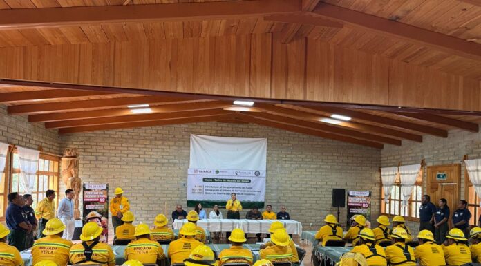Brigadas de la Coesfo reciben capacitación internacional contra incendios forestales