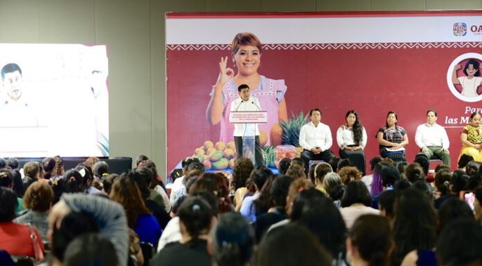 Con justicia y confianza, apoya Salomón Jara a emprendedoras oaxaqueñas