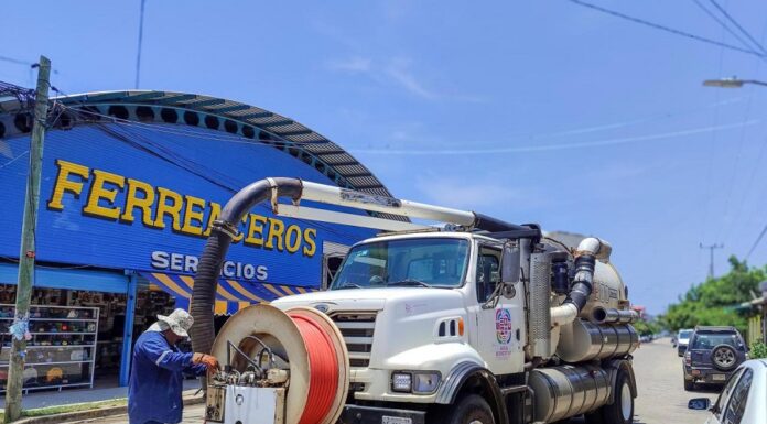 Fortalece Ceabien infraestructura hidrosanitaria en Puerto Escondido