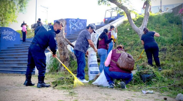 Avanza la estrategia Ciudad Limpia en inmediaciones del Río Atoyac