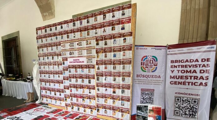 Inaugura CLB Oaxaca exposición de cédulas de búsqueda de personas desaparecidas