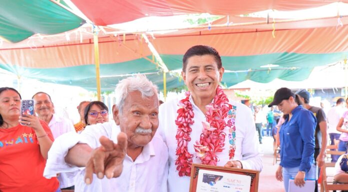 Entrega Gobierno de Oaxaca a Santo Domingo Tehuantepec patrimonio cultural y fortalece infraestructura educativa con más de 6.7 mdp