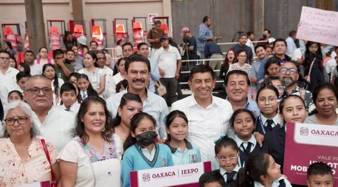 Reconoce Ray Chagoya apoyo del Gobierno de Oaxaca para mejorarar la infraestructura educativa de la capital