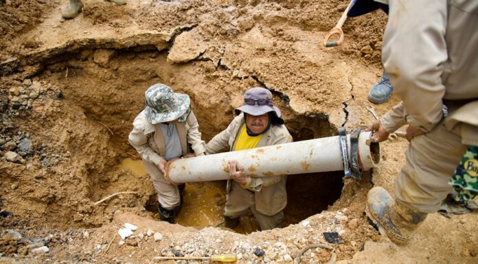 Repara Soapa infraestructura hidráulica con más de 40 años de servicio en zona norte de la capital oaxaqueña