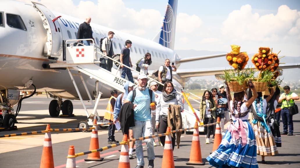 Crece conectividad internacional para Oaxaca con incremento de frecuencias desde Houston, Texas