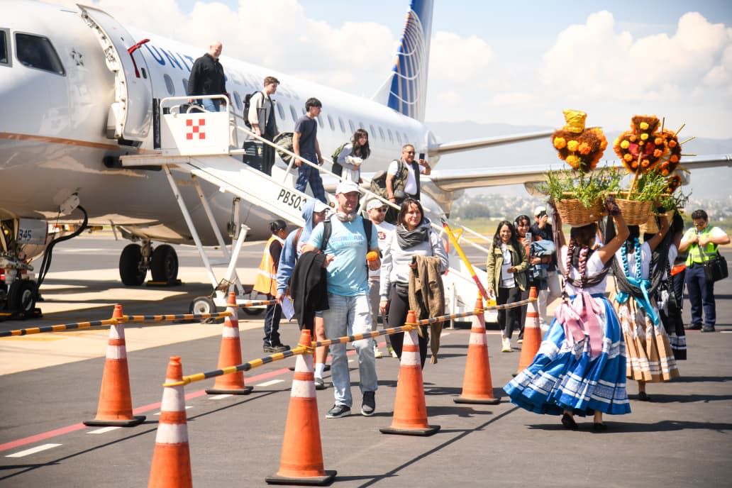 Crece conectividad internacional para Oaxaca con incremento de frecuencias desde Houston, Texas (3)