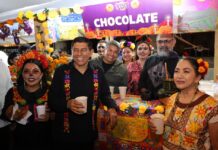 Festeja Oaxaca el Día de Muertos con Verbena Popular Xandú en el Zócalo capitalino