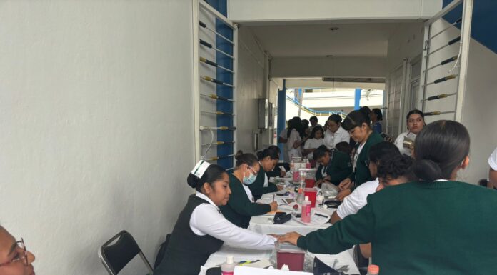 Arranca IMSS Oaxaca “Jornada de Salud PrevenIMSS” en facultades de la UABJO