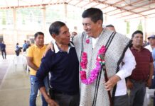 Con tequio comunitario, Salomón Jara concreta importante avance de obra caminera en San Martín Huamelúlpam