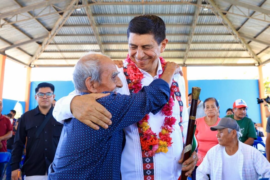En Zimatlán de Lázaro Cárdenas, Gobierno de la Primavera Oaxaqueña da respuesta inmediata a las necesidades de salud y educación 3