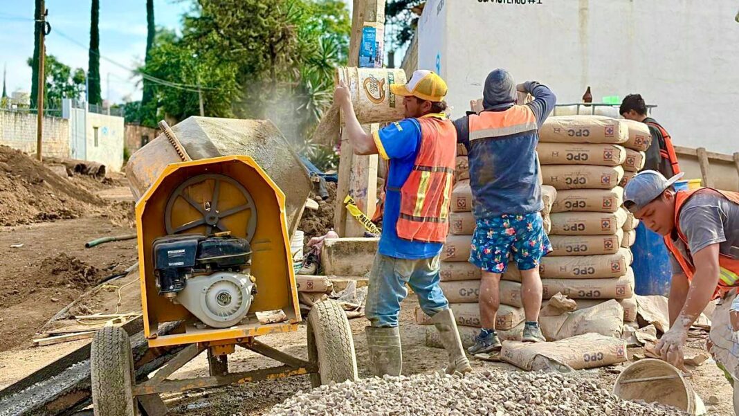 Avanza Ceabien en construcción de drenaje sanitario en San Jacinto Amilpas 2