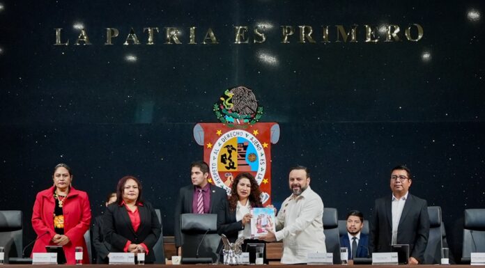 Entrega Poder Ejecutivo Tercer Informe de Gobierno a LXVI Legislatura