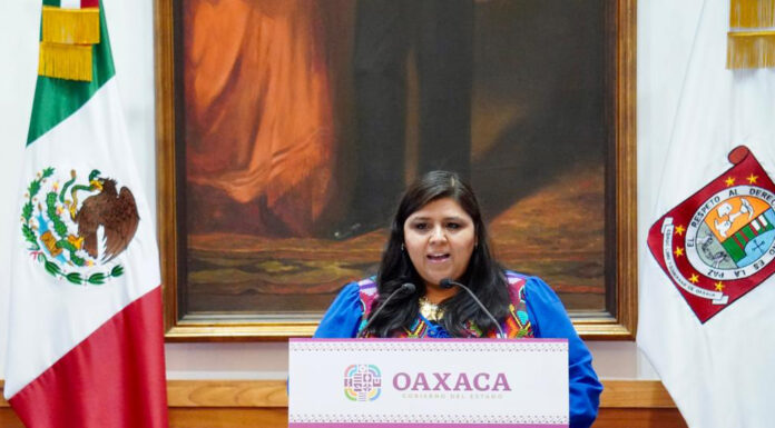 Agradece Salomón Jara trabajo, esfuerzo y profesionalismo de Elizabeth Álvarez como coordinadora de Comunicación Social