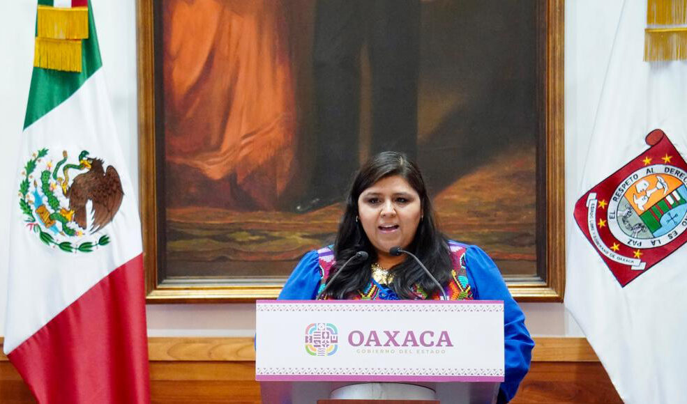 Agradece Salomón Jara trabajo, esfuerzo y profesionalismo de Elizabeth Álvarez como coordinadora de Comunicación Social