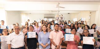 Entregó Ombudsperson reconocimientos a docentes de Educación Especial de Huatulco-Pochutla por participar en el curso “Derechos de niñas, niños y adolescentes con discapacidad”