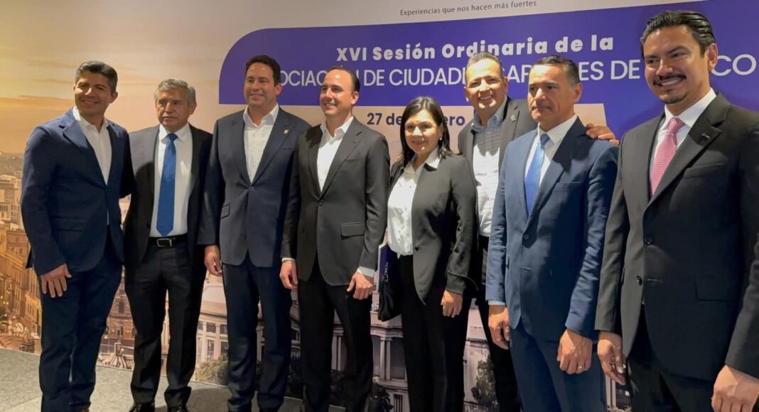 El Presidente Municipal de Oaxaca de Juárez Ray Chagoya, participó en la Toma de Protesta del Comité Ejecutivo de la Asociación de Ciudades Capitales de México