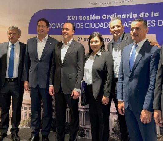 El Presidente Municipal de Oaxaca de Juárez Ray Chagoya, participó en la Toma de Protesta del Comité Ejecutivo de la Asociación de Ciudades Capitales de México