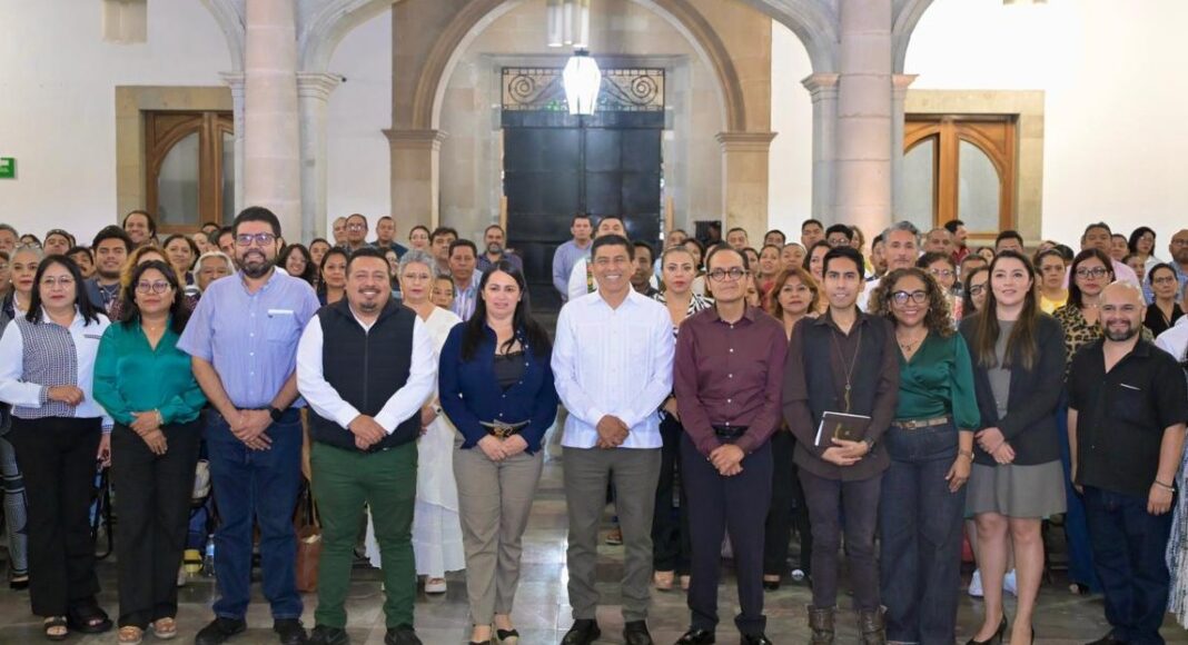 En diálogo franco y respetuoso, recibe Gobernador de Oaxaca pliego petitorio 2026 del STPEIDCEO