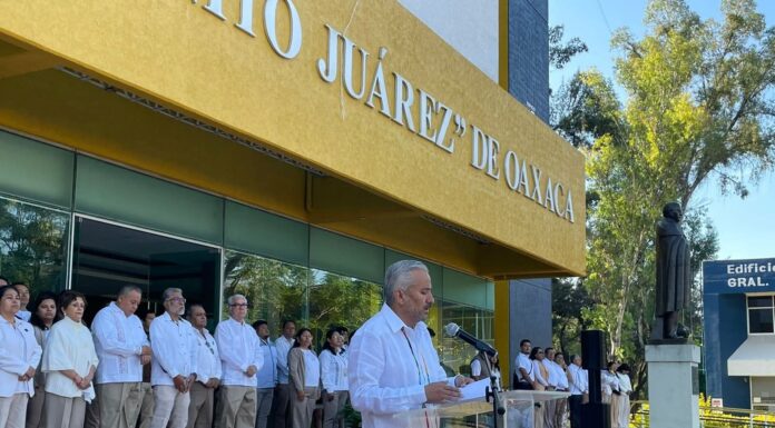 EL LEGADO DE JUÁREZ DEBE SER ACCIÓN Y CONGRUENCIA: RECTOR DE LA UABJO CRISTIAN CARREÑO