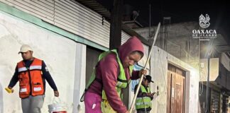 El Municipo de Oaxaca de Juárez realiza trabajos de pinta de guarniciones y retiro de grafiti en la calle Melchor Ocampo