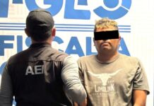 Fiscalía de Oaxaca y Gabinete de Seguridad capturan a dos por narcomenudeo afuera de una escuela; M.R.R.C., alias “Yiyo”, es considerado objetivo prioritario en la Costa