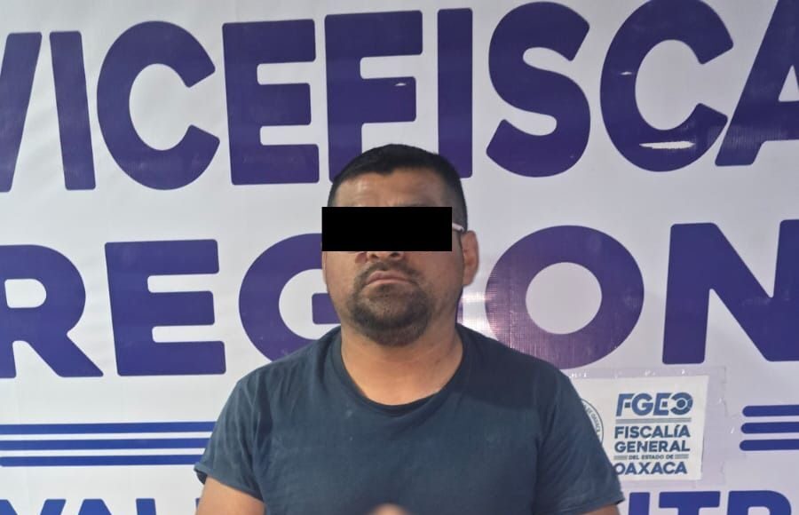 Fiscalía de Oaxaca detiene y logra vinculación a proceso contra dos hombres por robo violento a casa habitación en Santa Lucía del Camino