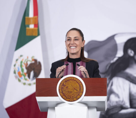 Presidenta presenta Comité de Científicos y Especialistas que analizarán la explotación de gas natural no convencional