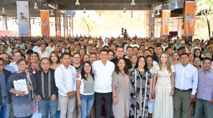 Fortalece Oaxaca atención a grupos prioritarios con firma de convenio entre DIF estatal y municipios