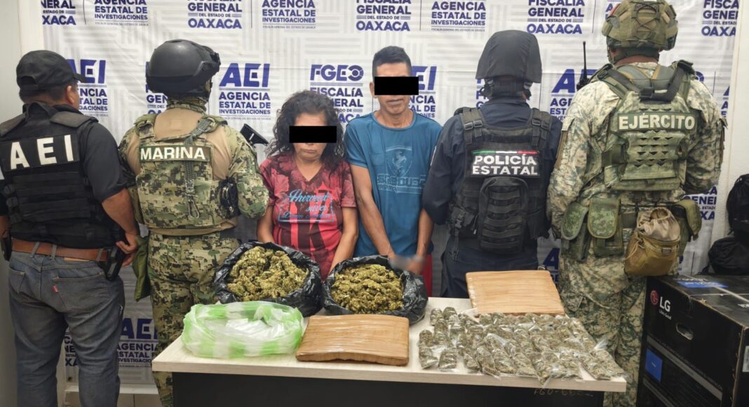 FGEO ejecuta cateo en la región Costa; hay dos personas detenidas y aseguramiento de presuntas drogas