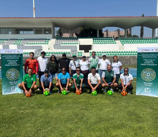 Impulsa IMSS inclusión y deporte con formación de primeros árbitros de fútbol para personas con Trisomía 21
