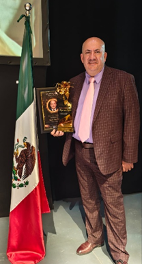 RAZÓN, TESÓN Y CORAZÓN. “AQUÍ … ¡PARA TI!”