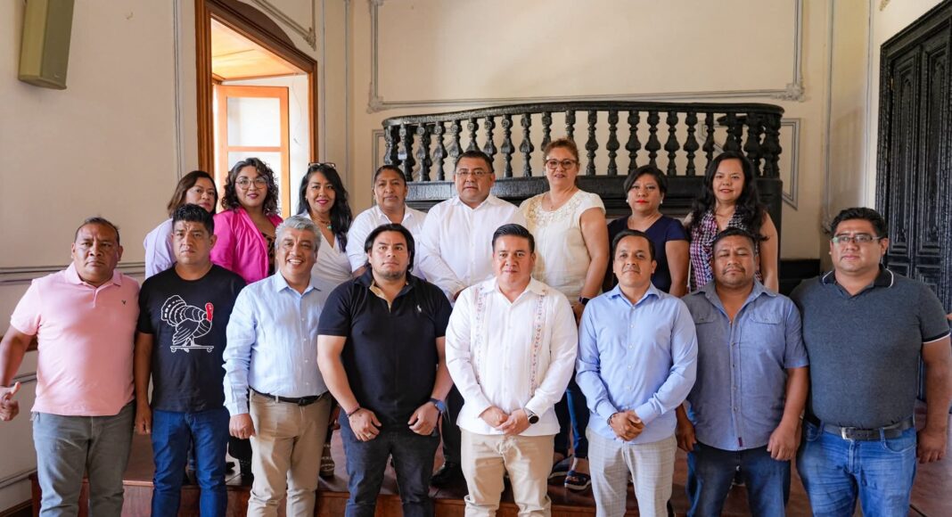 UABJO REITERA COMPROMISO DE RESPETO, COLABORACIÓN Y TRABAJO CONJUNTO CON SUS SINDICATOS ADMINISTRATIVOS