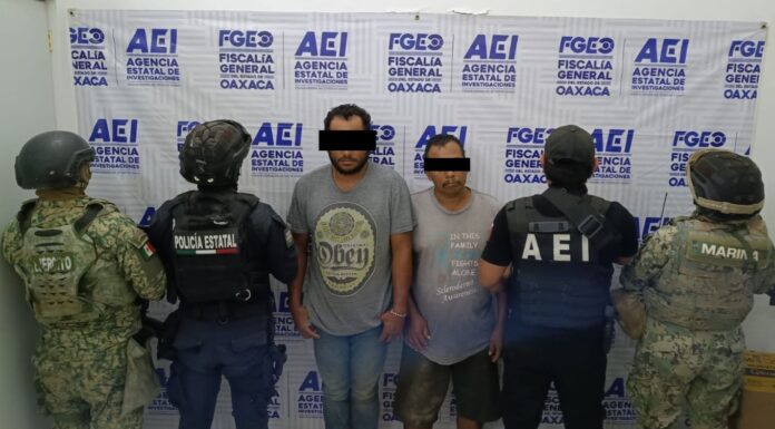 Fiscalía de Oaxaca cumplimenta órdenes de cateo en la Costa; detienen a dos personas por el delito de homicidio