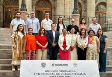 Gaby García Fernández del Campo, presidenta honoraria del DIF Municipal de Oaxaca de Juárez participó en la VII Reunión Plenaria de la Red Nacional de DIFs Municipales en Guanajuato Capital.