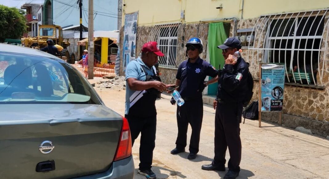 Policía Vial de Oaxaca de Juárez recupera espacios públicos
