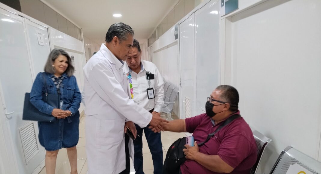 Supervisan autoridades del IMSS Oaxaca hospitales y Unidades Médicas en la Costa