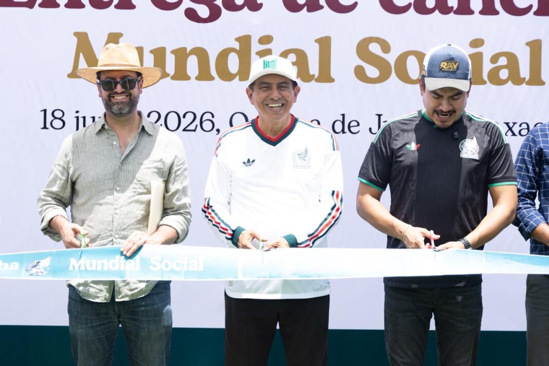 Con inversión de 69.5 mdp para canchas “Mundial Social” en Oaxaca; infancias y juventudes tienen mejores oportunidades (1)