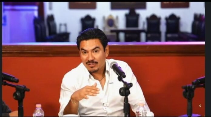 Aumentar el salario de los policías municipales de Oaxaca de Juárez dignifica su labor, inhibe y previene la corrupción