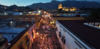 Algarabía, música, danza y tradición inundan las calles del Centro Histórico durante la primera Calenda de las Culturas