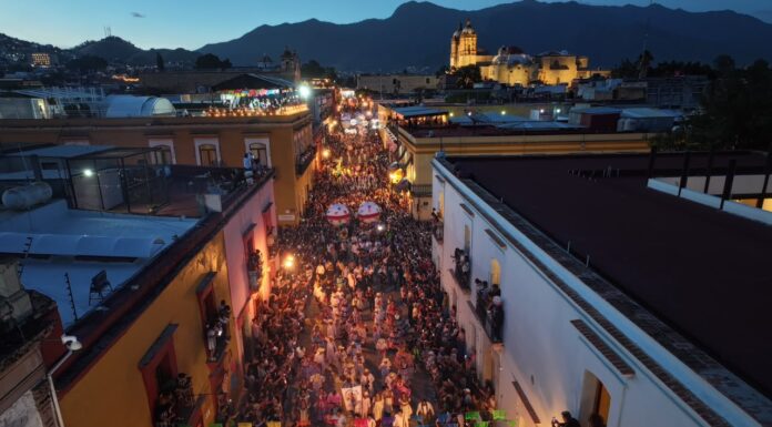 Algarabía, música, danza y tradición inundan las calles del Centro Histórico durante la primera Calenda de las Culturas