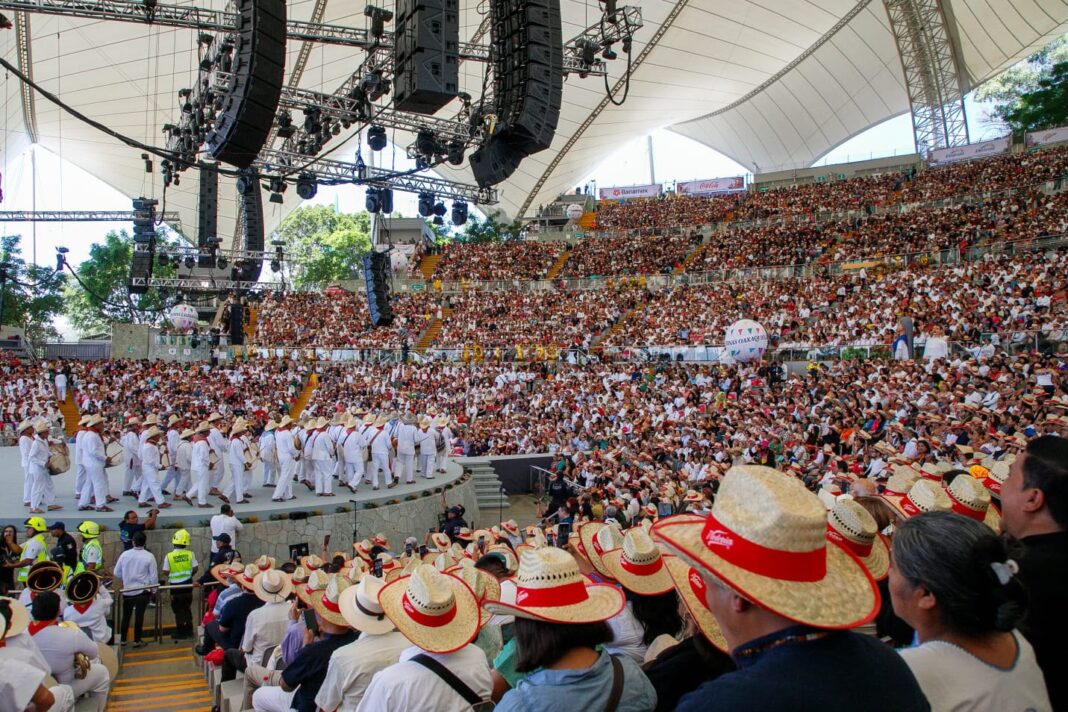 Arranca con éxito, júbilo y algarabía Primer Lunes del Cerro, la fiesta étnica más importante de Latinoamérica3