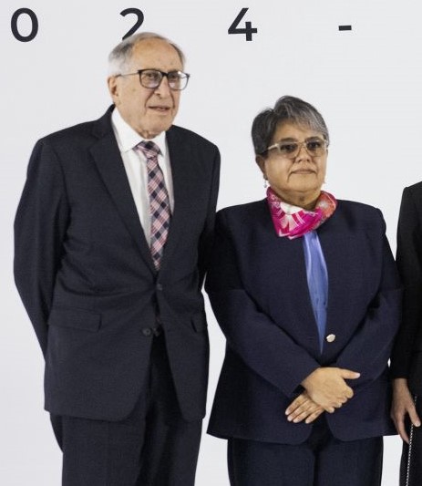 DETRÁS1- BUENROSTRO 21 JULIO 26