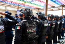 Entrega Gobernador Salomón Jara uniformes a instituciones de seguridad pública estatal, municipal y de procuración de justicia