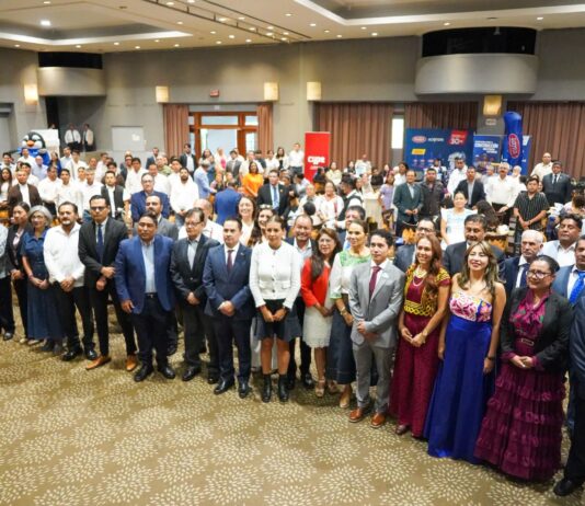 UABJO PRESENTE EN FESTEJO DEL COLEGIO DE INGENIEROS CIVILES DE OAXACA