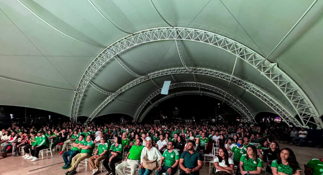 MÉXICO SE DESPIDE CON HONOR DEL MUNDIAL; LA UABJO VIBRÓ EN SU APOYÓ