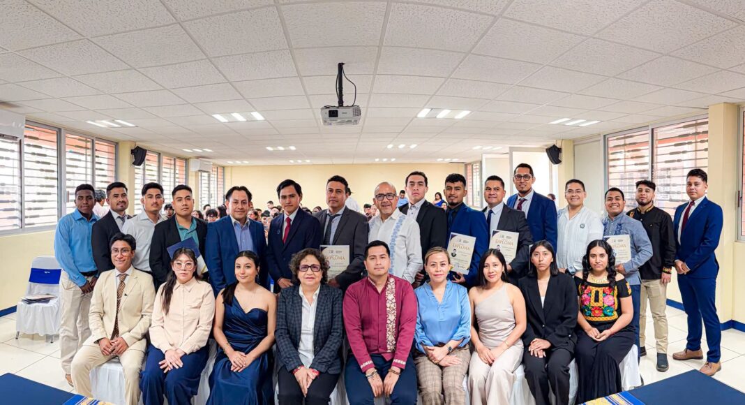 EGRESA GENERACIÓN 2024–2026 DE POSGRADOS DE LA FCFD-UABJO
