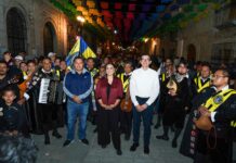 LA TUNA UNIVERSITARIA DE LA UABJO REALIZA SU TRADICIONAL CALLEJONADA GUELAGUETZA 2026