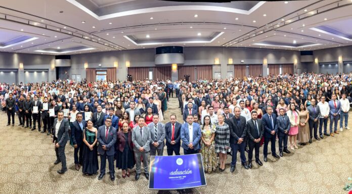 LA UABJO ENTREGA A OAXACA UNA NUEVA GENERACIÓN DE JURISTAS COMPROMETIDOS CON LA JUSTICIA Y EL LEGADO JUARISTA