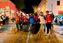Durante y después del Desfile de Delegaciones, las calles de Oaxaca de Juárez se mantuvieron limpias