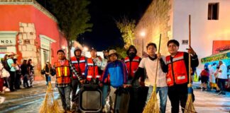 Durante y después del Desfile de Delegaciones, las calles de Oaxaca de Juárez se mantuvieron limpias
